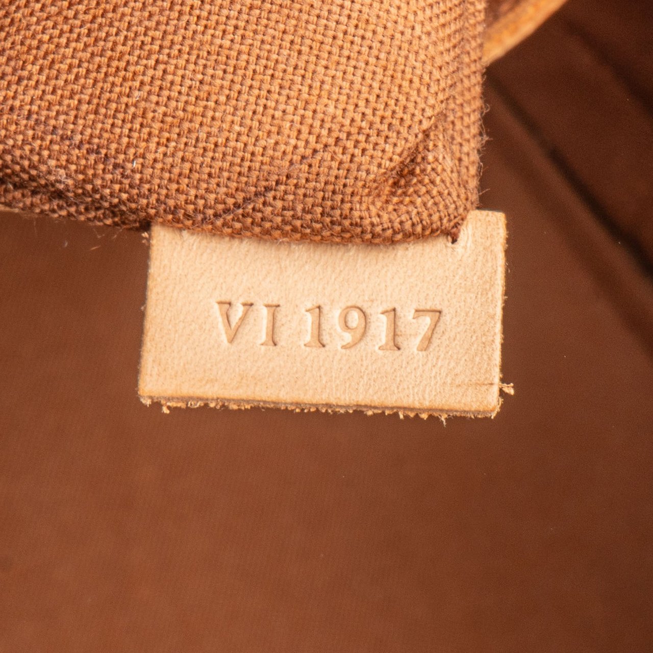 Louis Vuitton Louis Vuitton Canvas Monogram Alma PM Handbag Bruin