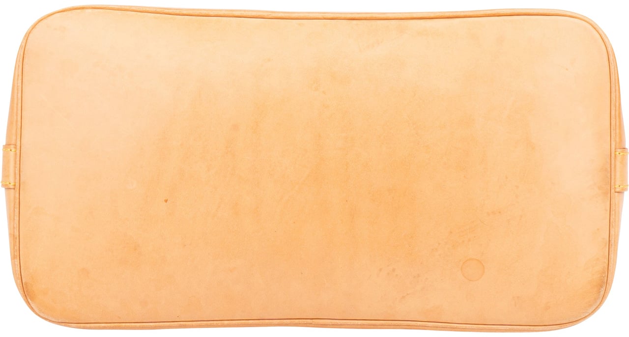 Louis Vuitton Louis Vuitton Canvas Monogram Alma PM Handbag Bruin