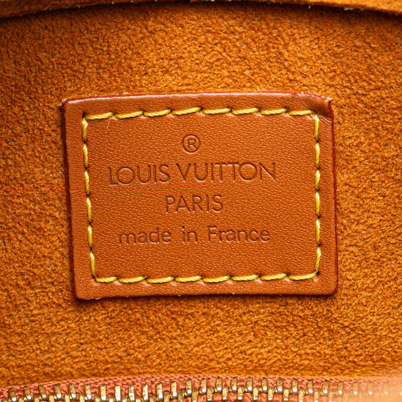 Louis Vuitton Epi Pont Neuf PM Bruin