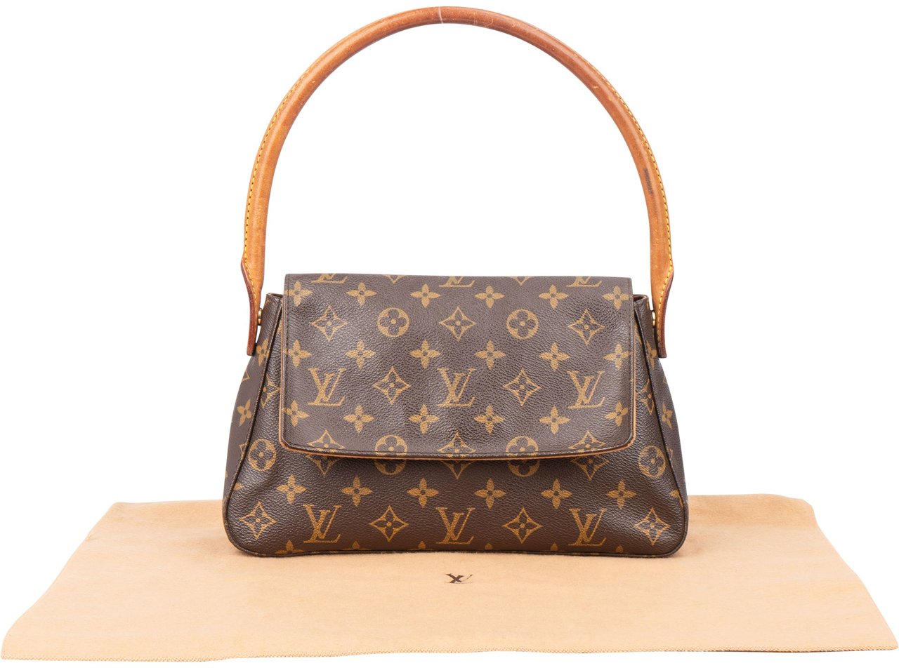 Louis Vuitton Louis Vuitton Canvas Monogram Looping PM Handbag Bruin