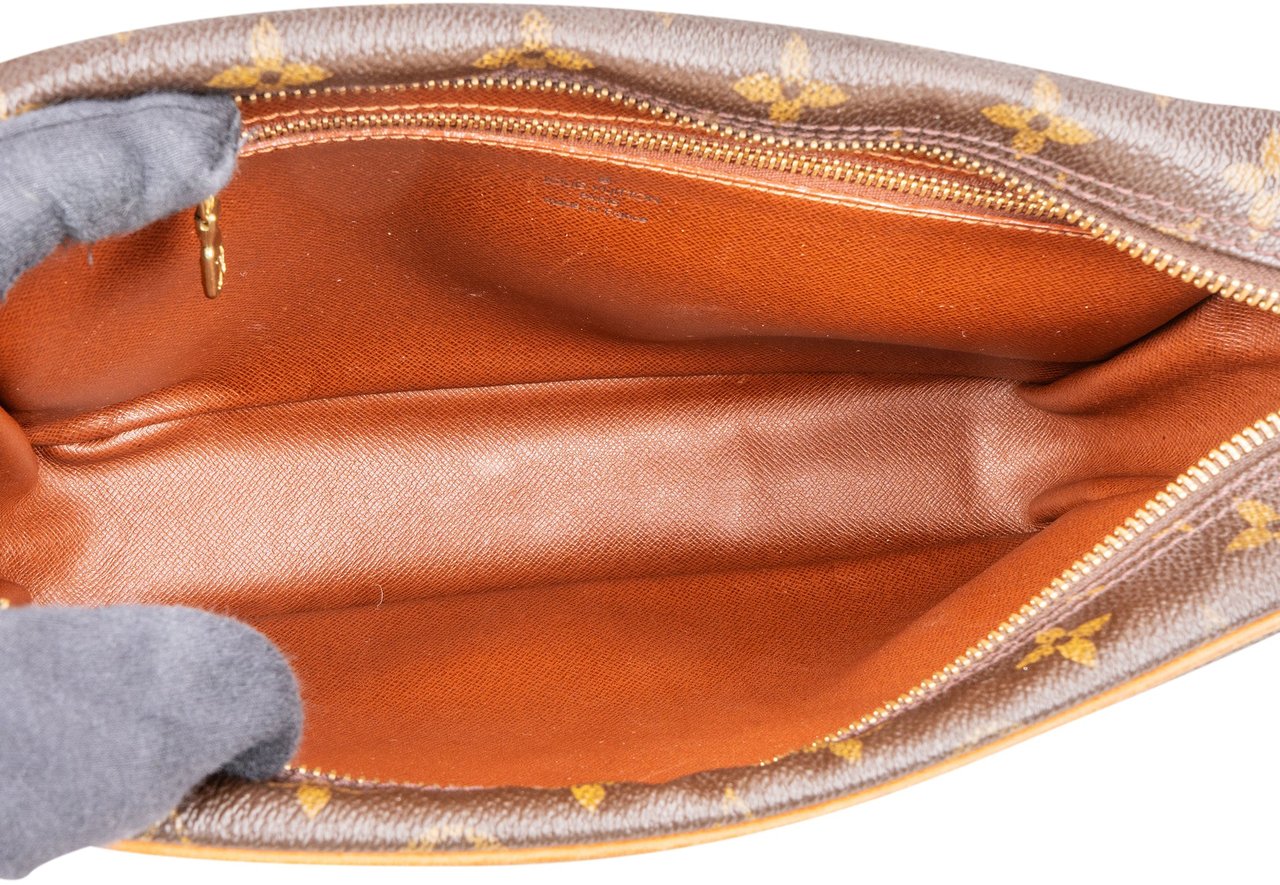 Louis Vuitton Louis Vuitton Canvas Monogram Trocadero 27 Crossbody Bag Bruin