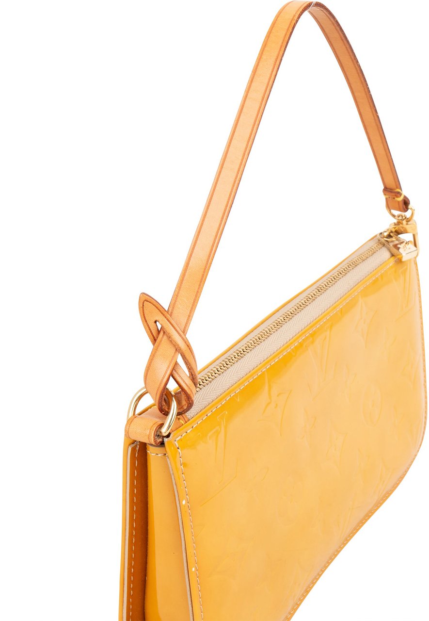 Louis Vuitton Louis Vuitton Vernis Monogram Lexington Pochette Handbag Geel