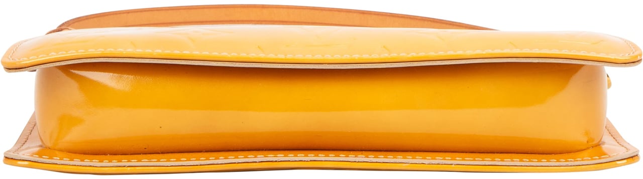 Louis Vuitton Louis Vuitton Vernis Monogram Lexington Pochette Handbag Geel