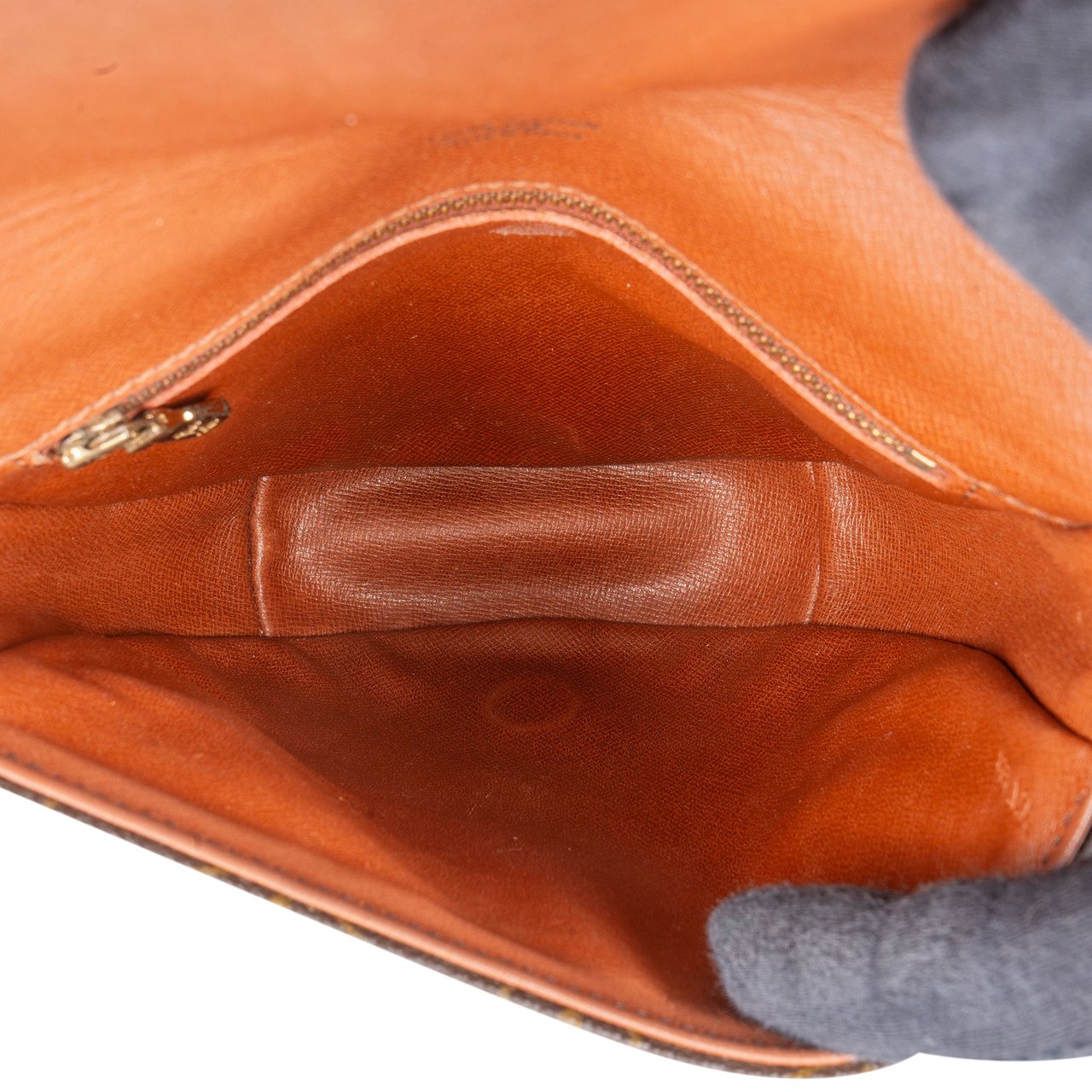 Louis Vuitton Louis Vuitton Canvas Monogram Chantilly PM Crossbody Bag Bruin