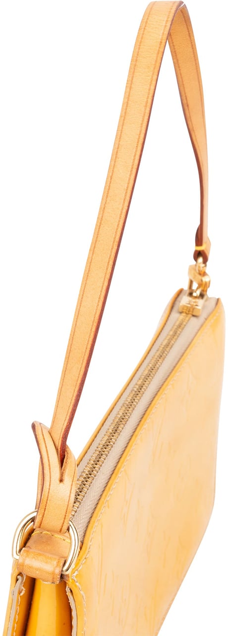 Louis Vuitton Louis Vuitton Yellow Vernis Monogram Lexington Handbag Geel