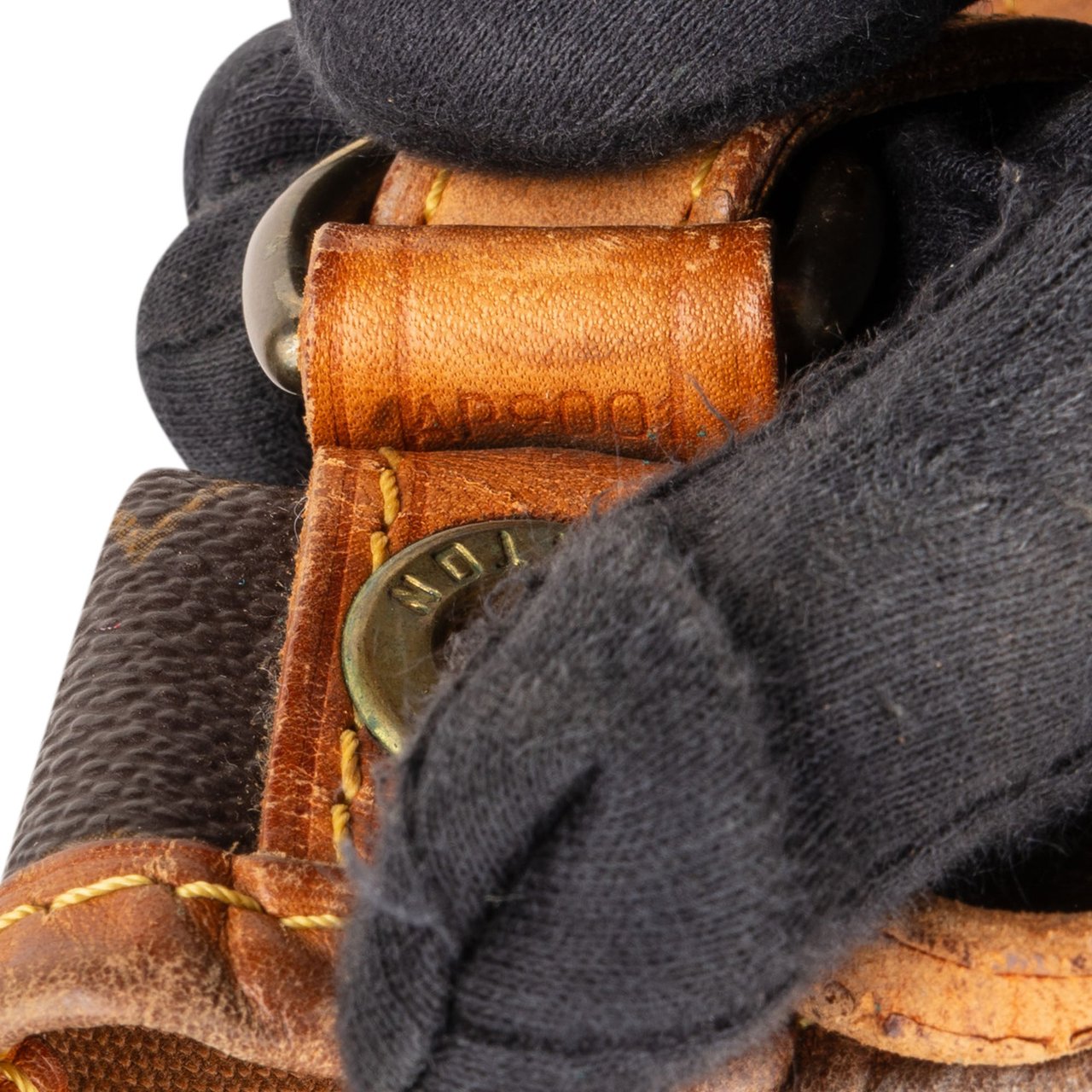 Louis Vuitton Louis Vuitton Canvas Monogram Sac Noe Petit Shoulder Bag Bruin