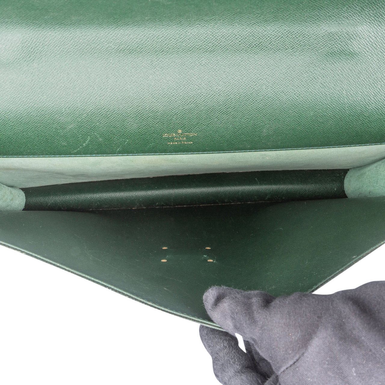 Louis Vuitton Vert Taiga leather Serviette Kourad Business Handbag Groen