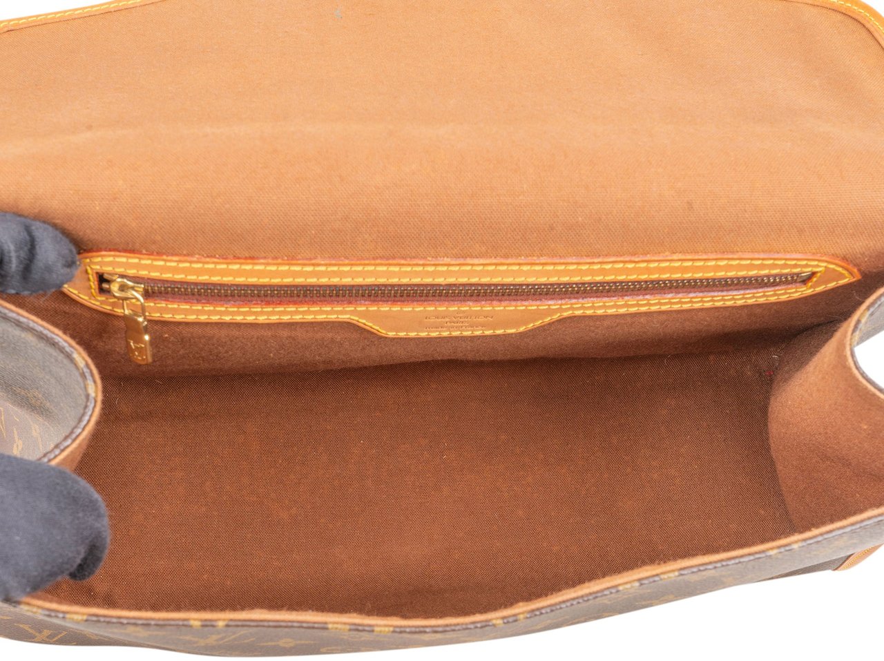 Louis Vuitton Louis Vuitton Canvas Monogram Bel Air Handbag Bruin