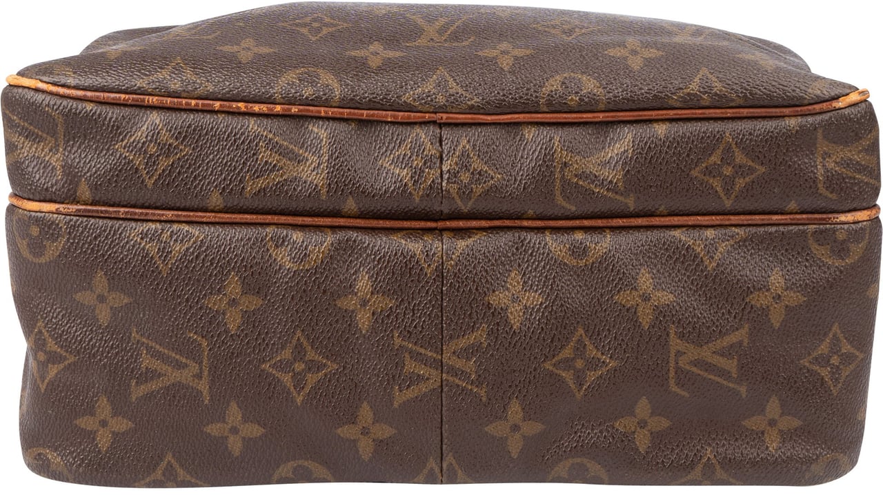 Louis Vuitton Louis Vuitton Canvas Monogram Nile GM Shoulder Bag Bruin