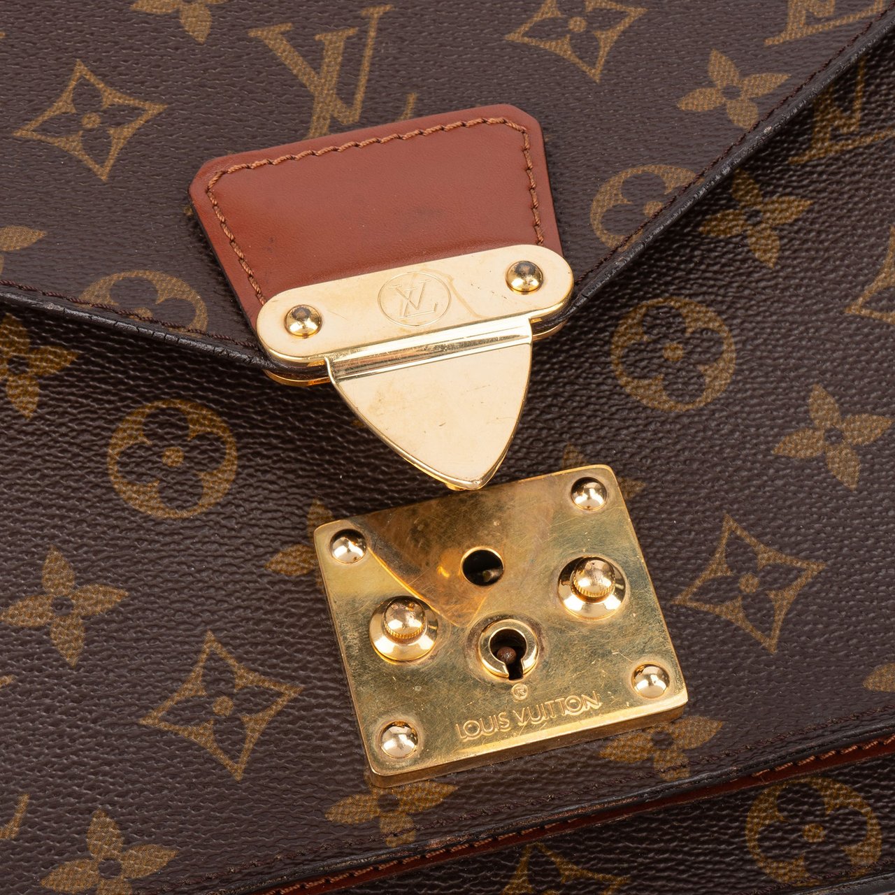 Louis Vuitton Louis Vuitton Canvas Monogram Monceau Handbag Bruin