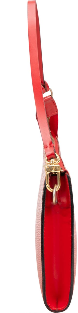 Louis Vuitton Louis Vuitton Rouge Epi Leather Pochette Accessoire Handbag Rood