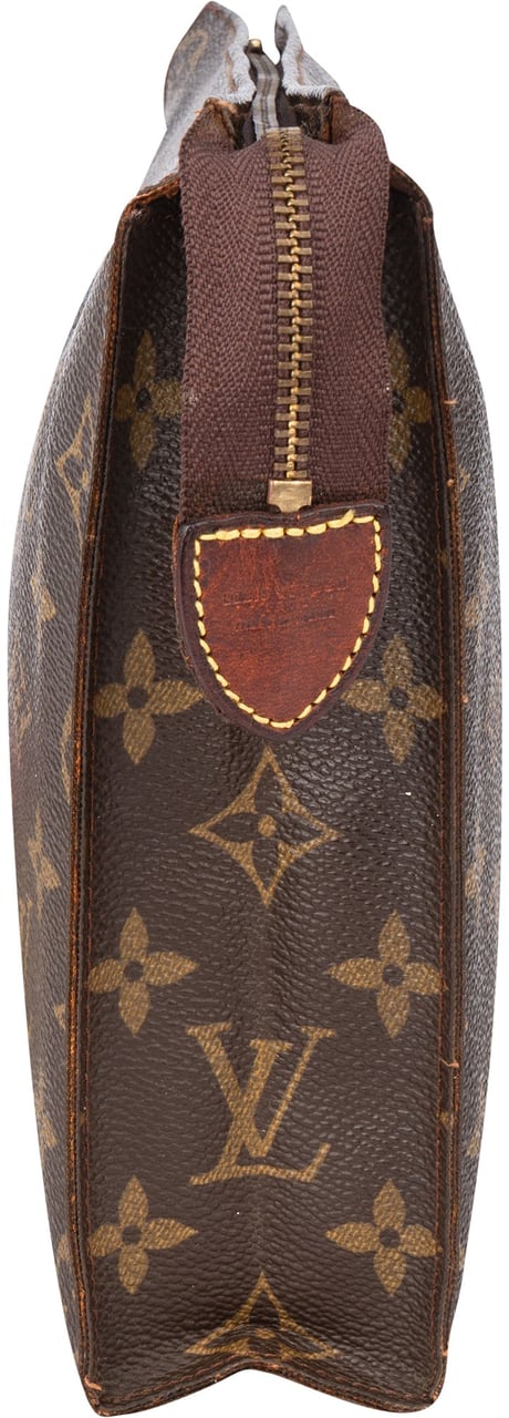 Louis Vuitton Louis Vuitton Canvas Monogram Poche Toilette 25 Clutch Bruin