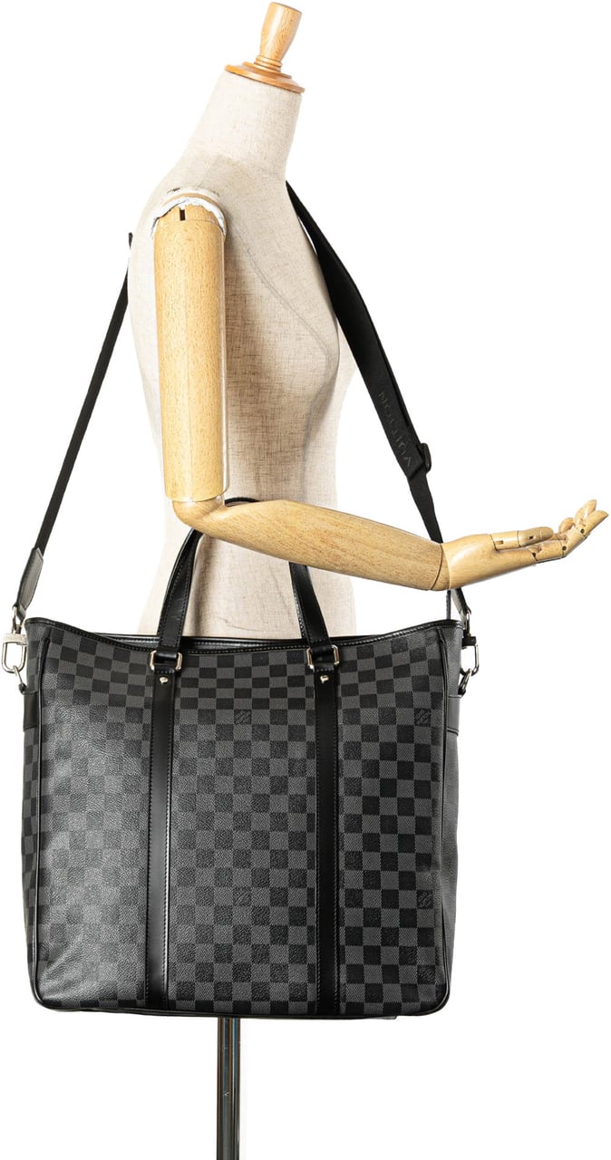 Louis Vuitton Damier Graphite Tadao PM Zwart
