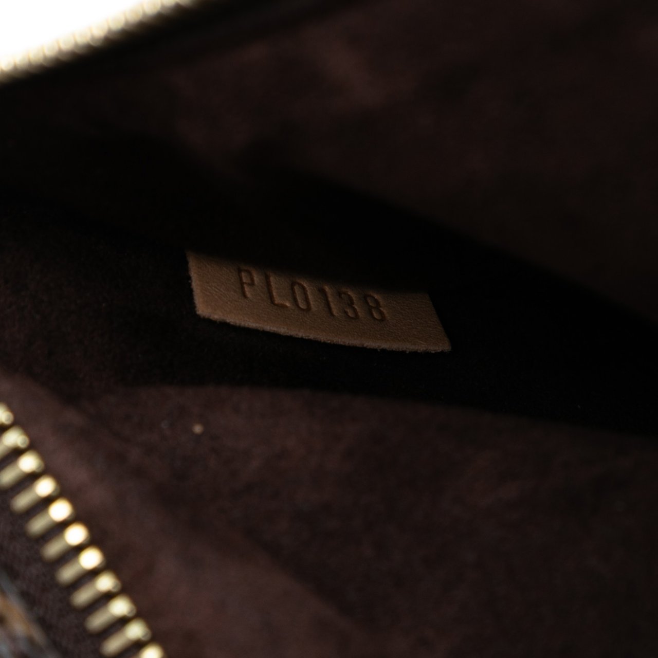 Louis Vuitton Monogram Pochette Metis Bruin