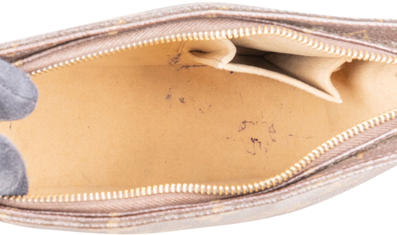 Louis Vuitton Louis Vuitton Canvas Monogram Looping MM Shoulder Bag Bruin