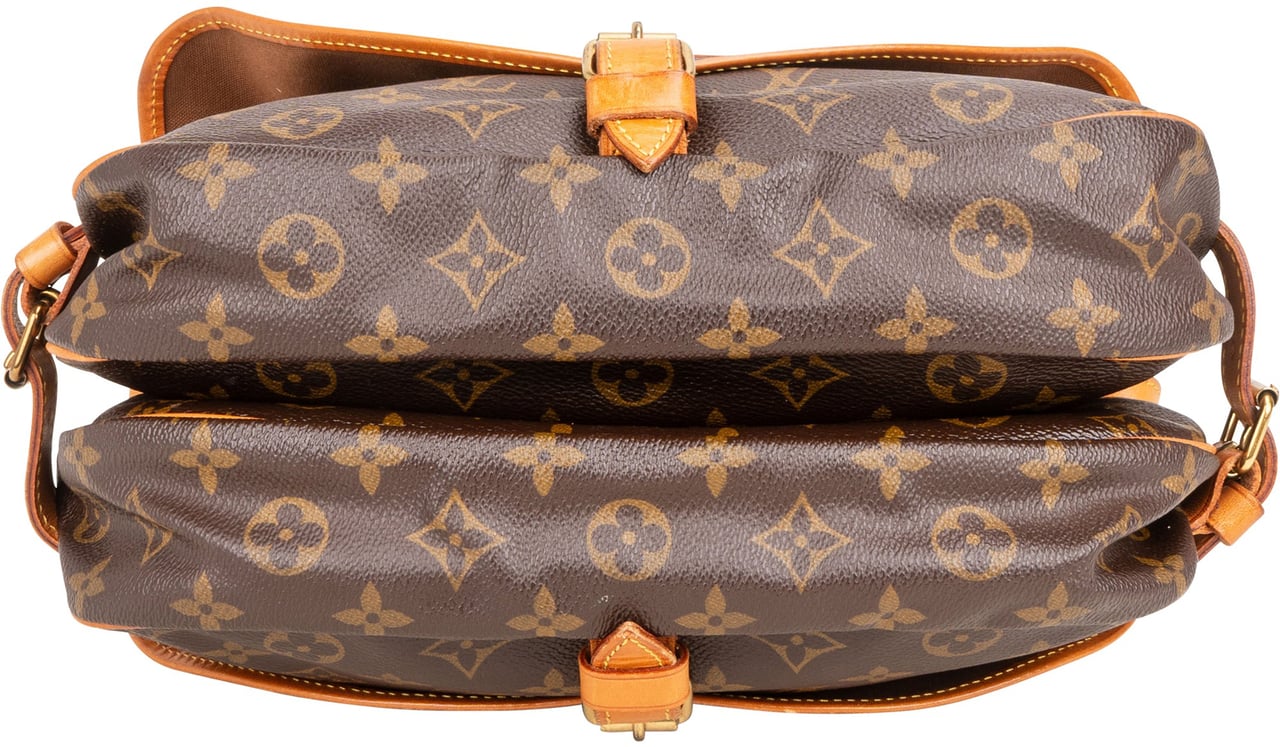 Louis Vuitton Louis Vuitton Canvas Monogram Saumur 30 Crossbody Bag Bruin