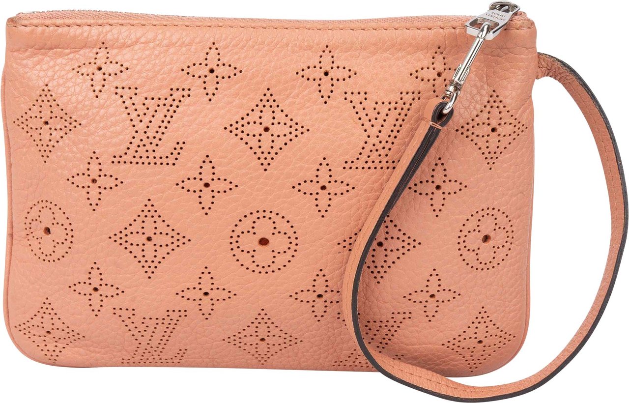 Louis Vuitton Leather Monogram Selene Pochette Accessoire Clutch Rood