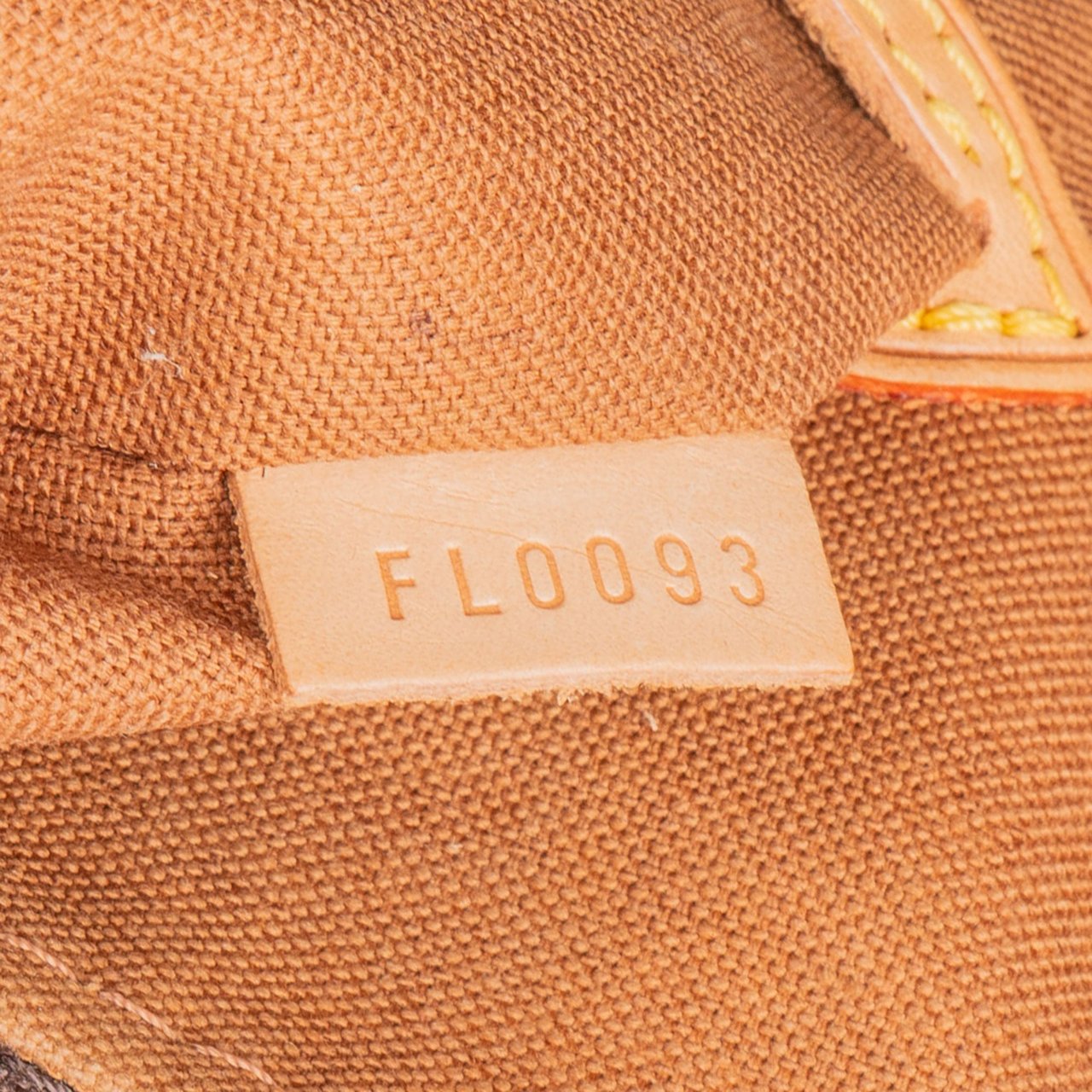 Louis Vuitton Louis Vuitton Canvas Monogram Alma PM Handbag Bruin