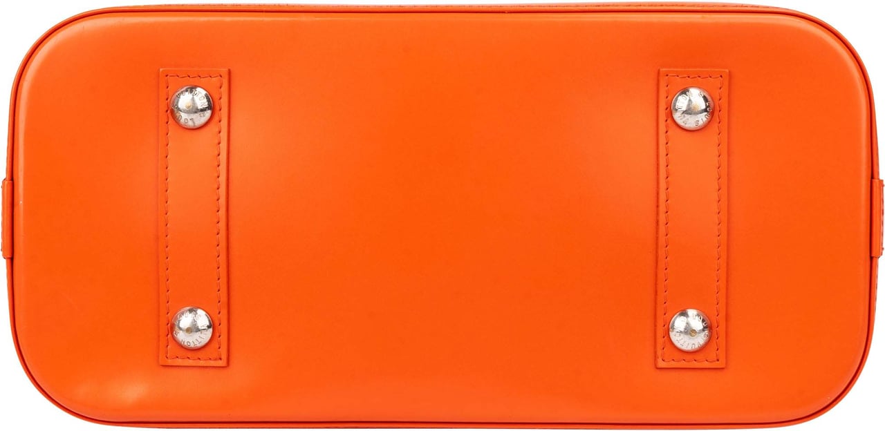 Louis Vuitton Louis Vuitton Orange Epi Leather Alma PM Handbag Oranje