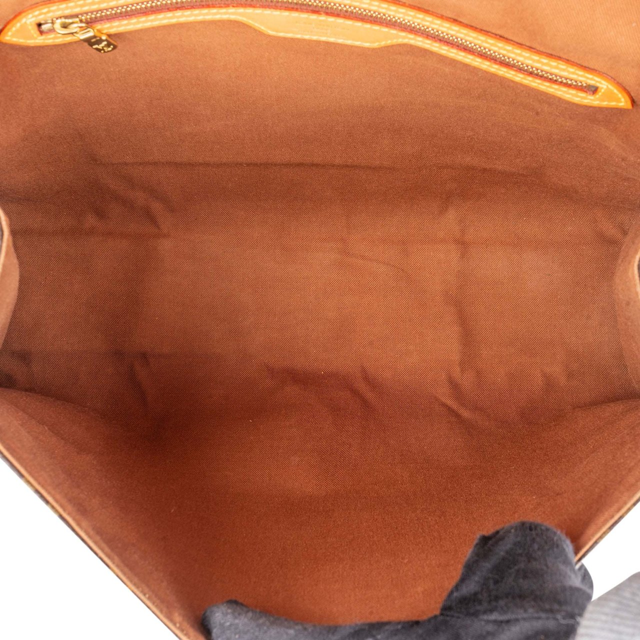 Louis Vuitton Louis Vuitton Canvas Monogram Bel Air Handbag Bruin