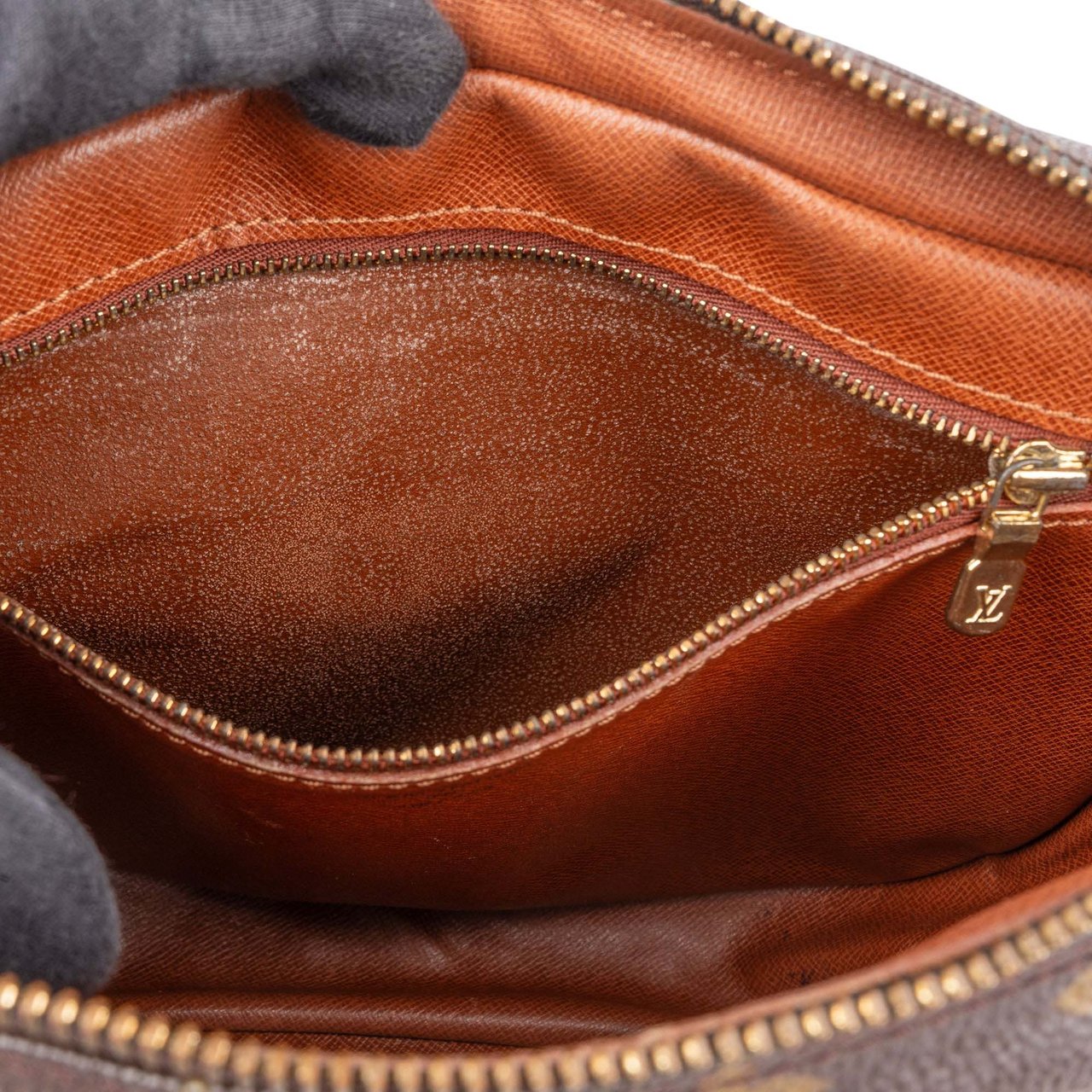 Louis Vuitton Louis Vuitton Canvas Monogram Jeune Fille GM Crossbody Bag Bruin