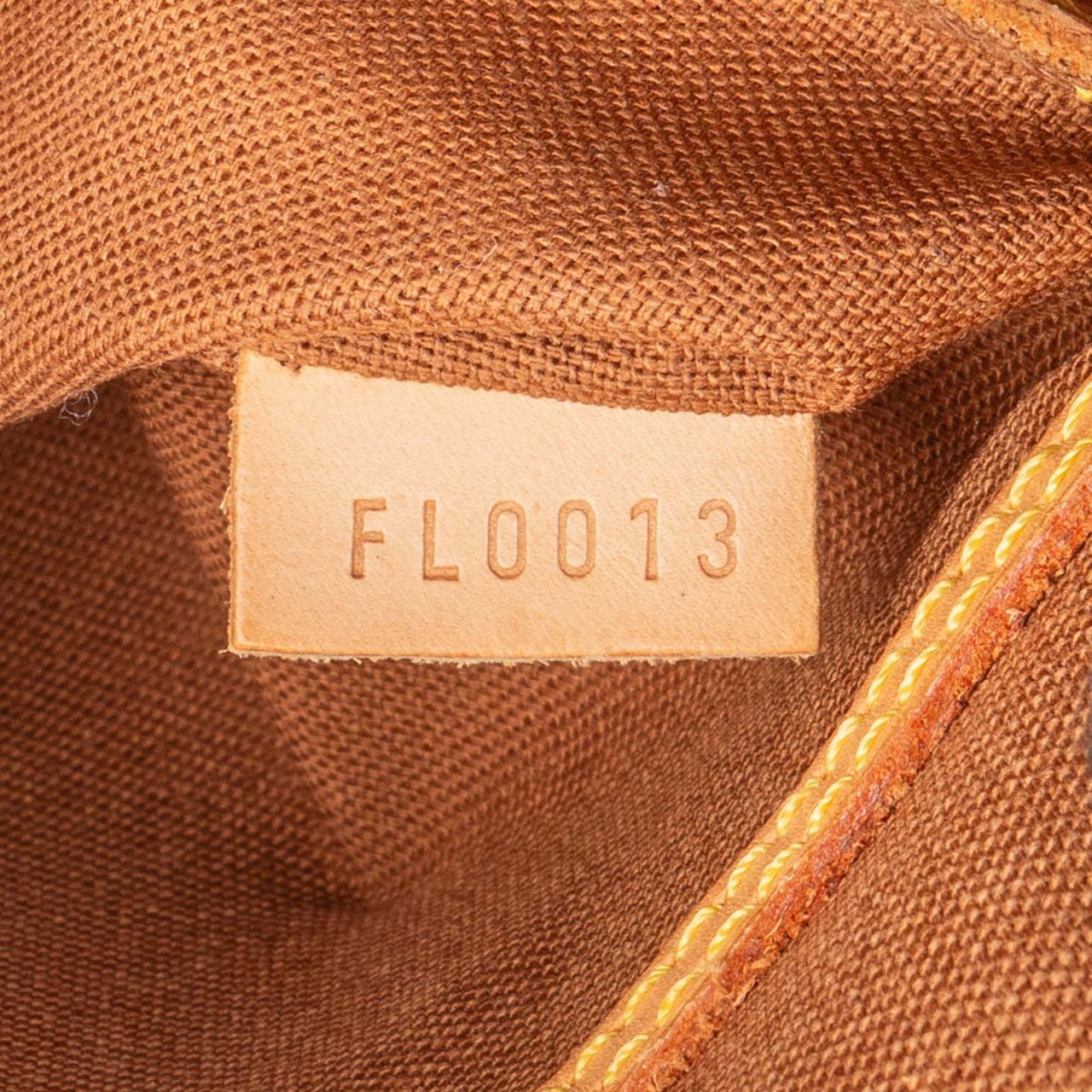 Louis Vuitton Louis Vuitton Canvas Monogram Alma PM Handbag Bruin