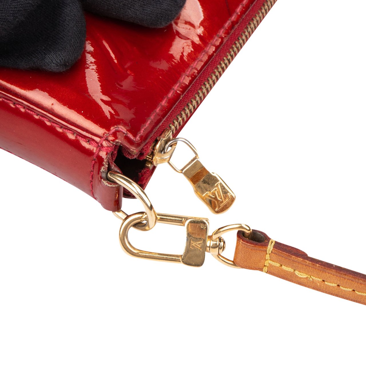 Louis Vuitton Vernis Monogram NM Pochette Accessoire Shoulder Bag Rood