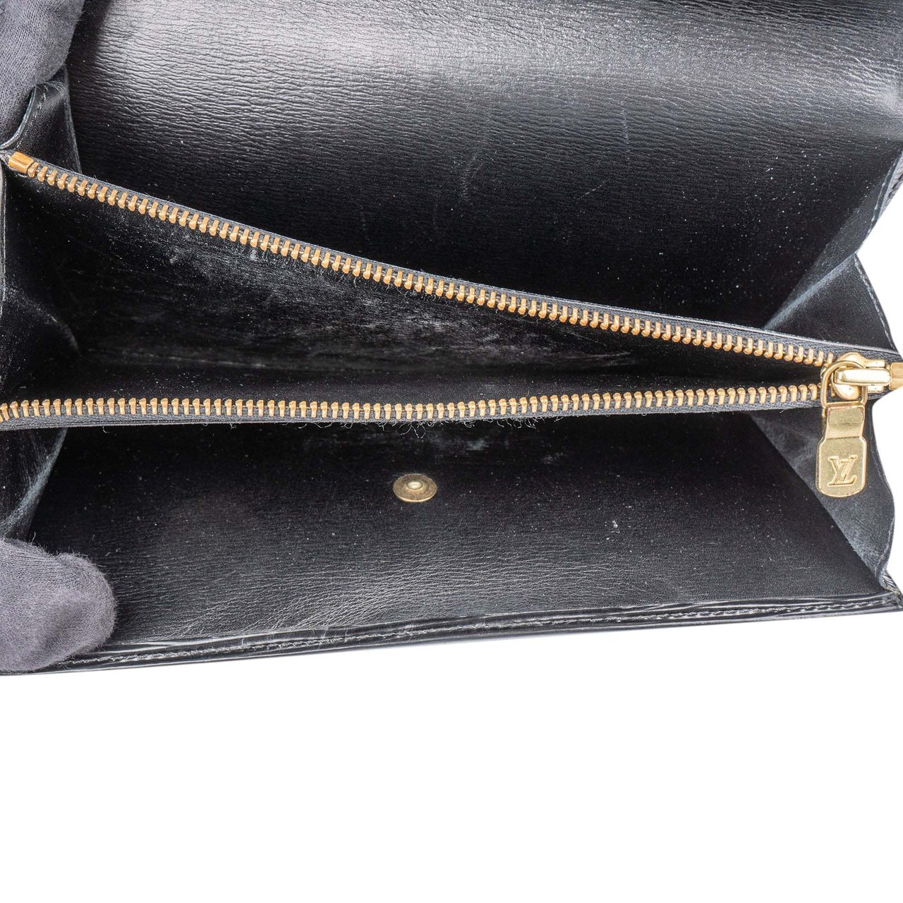 Louis Vuitton Louis Vuitton Noir Epi Leather Sarah Wallet Zwart