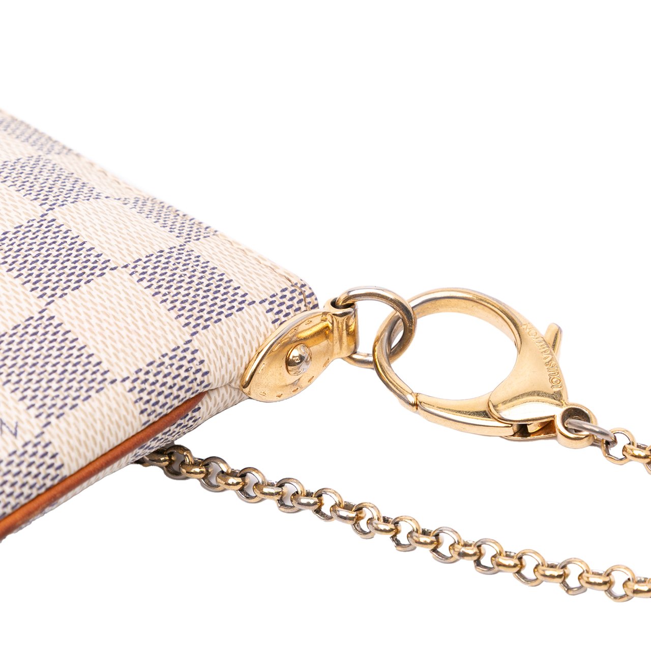 Louis Vuitton Damier Azur Pochette Milla MM Wit