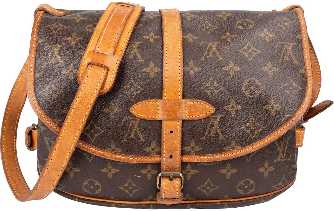 Louis Vuitton Louis Vuitton Canvas Monogram Saumur 30 Crossbody Bag Bruin