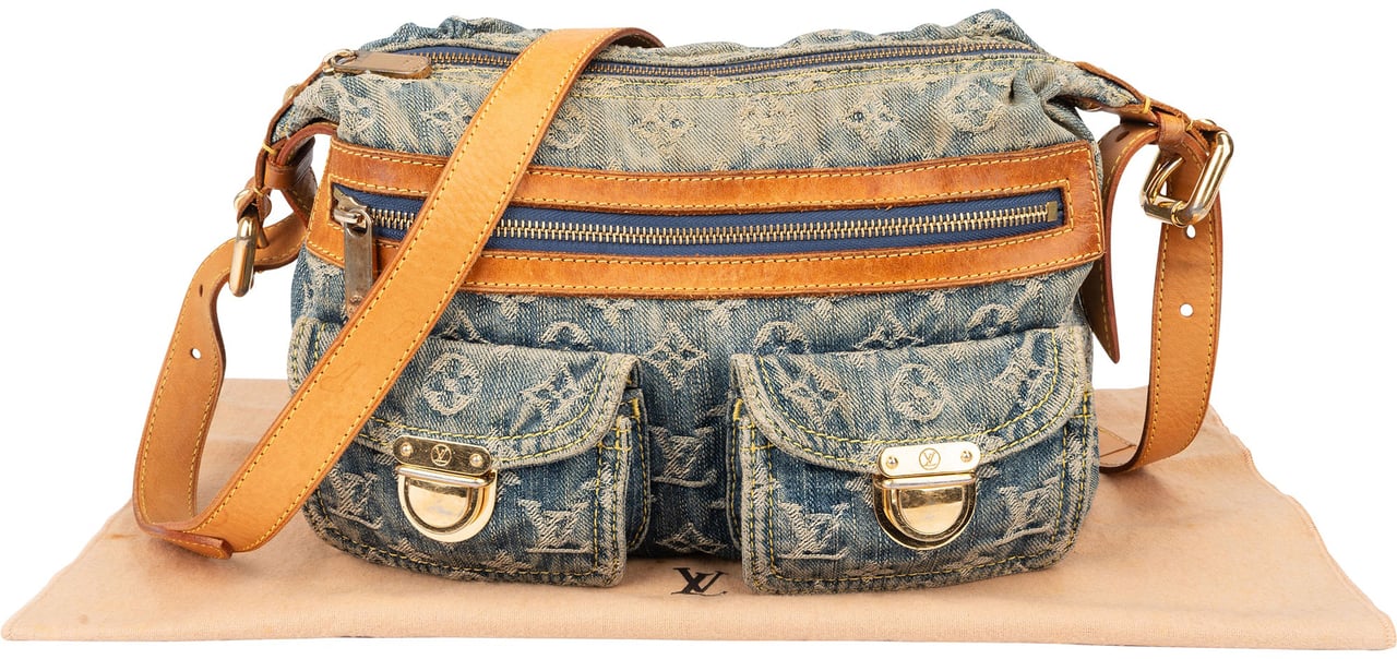 Louis Vuitton Louis Vuitton Denim Monogram Baggy PM Crossbody Bag Blauw