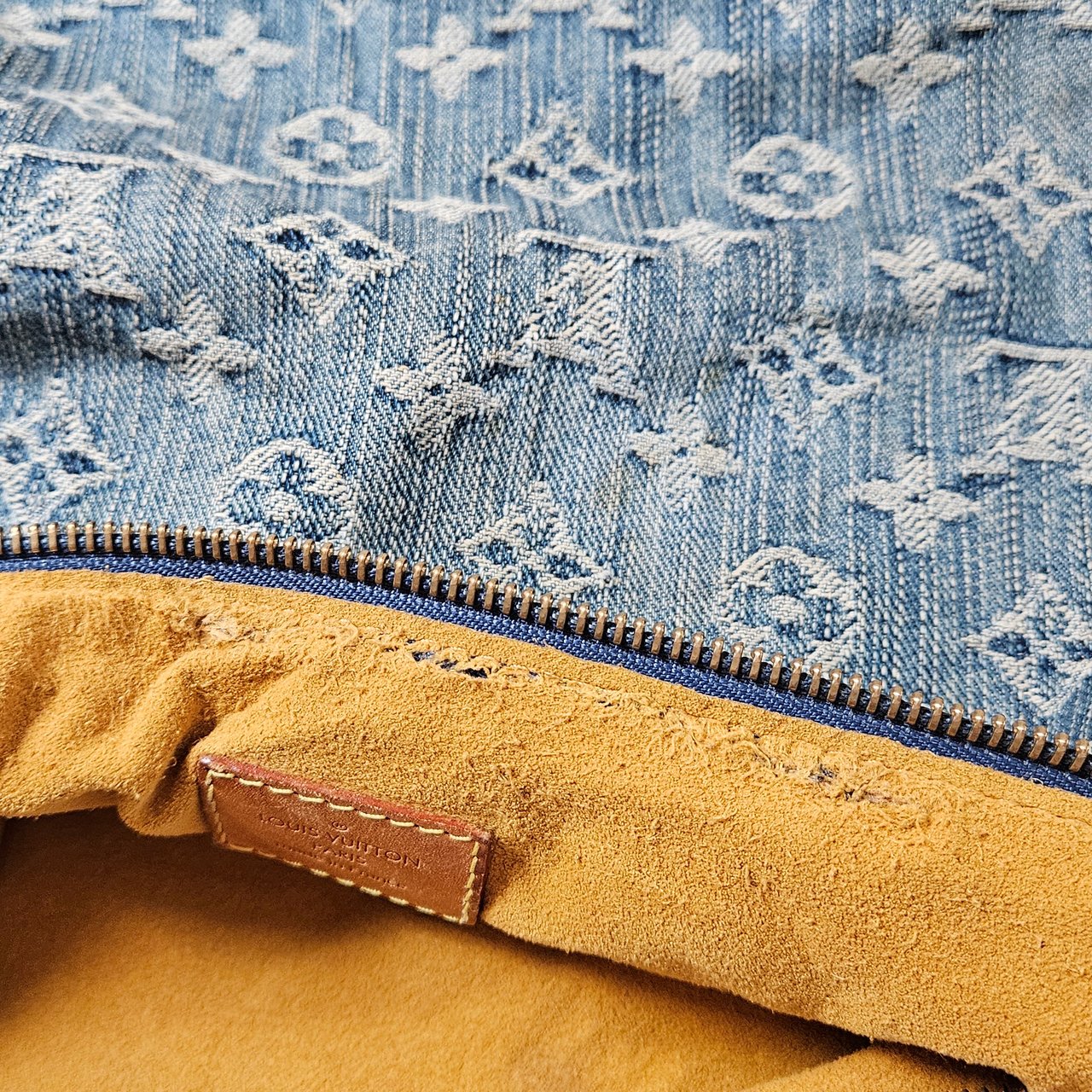 Louis Vuitton Louis Vuitton Denim Monogram Baggy PM Crossbody Bag Blauw