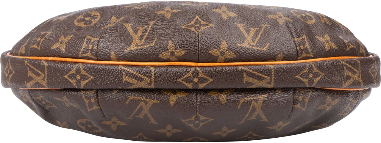 Louis Vuitton Louis Vuitton Canvas Monogram Croissant MM Shoulder Bag Bruin