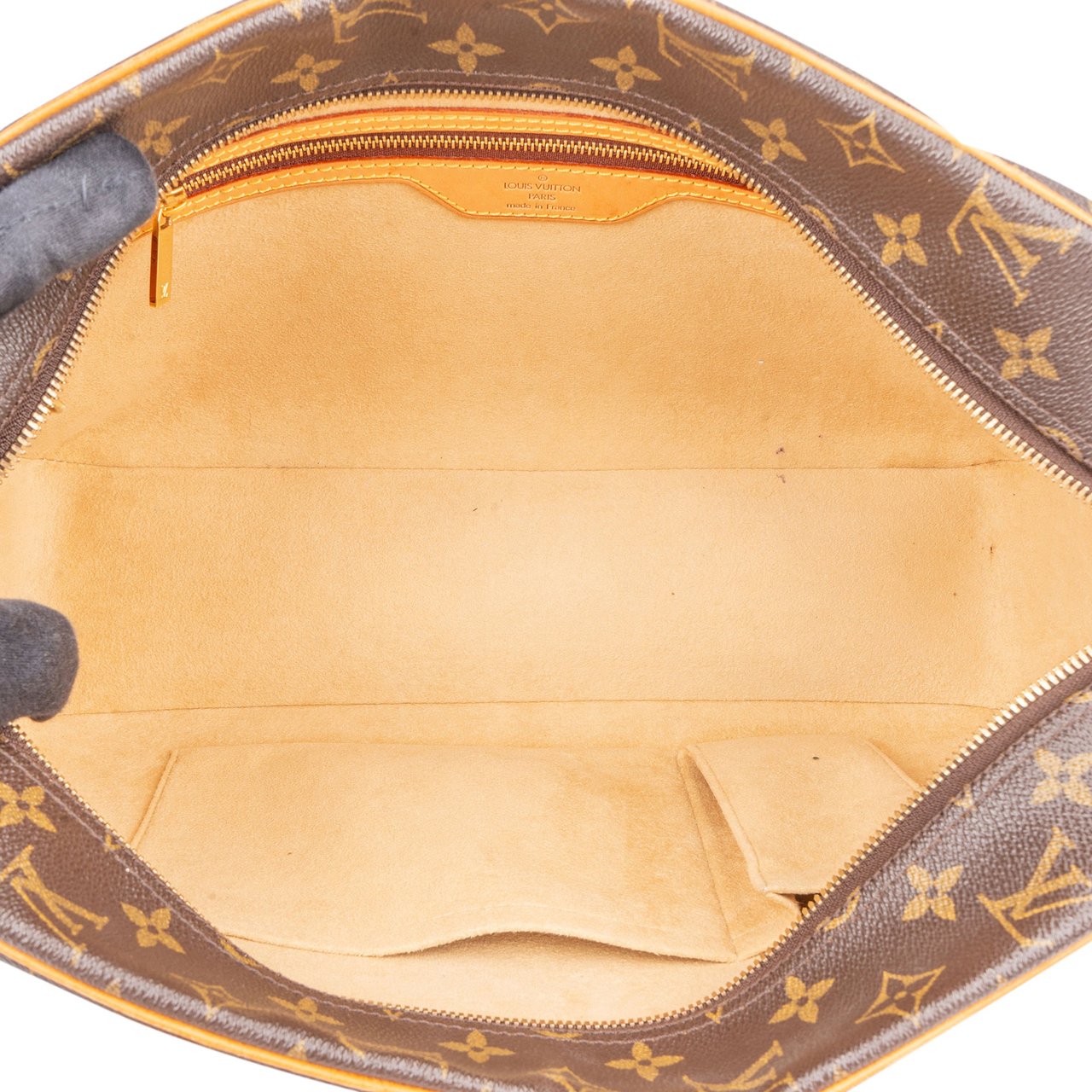 Louis Vuitton Louis Vuitton Canvas Monogram Cite GM Shoulder Bag Bruin