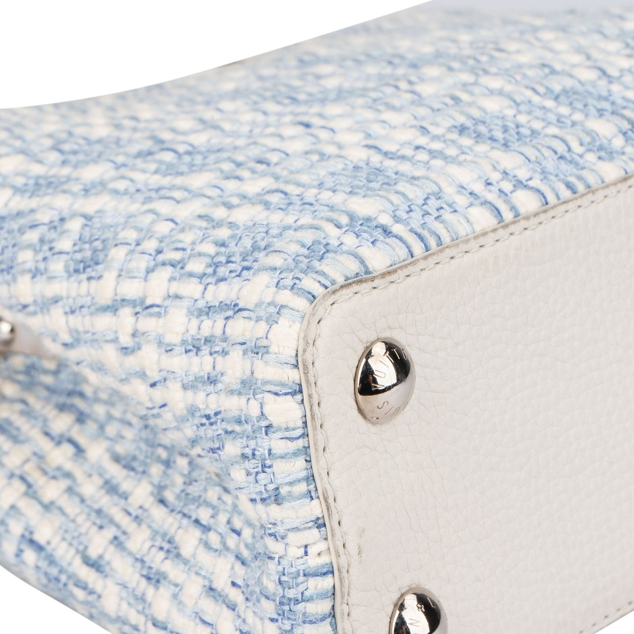 Louis Vuitton Bleu Blanco Tweed Capucines BB Handbag Blauw