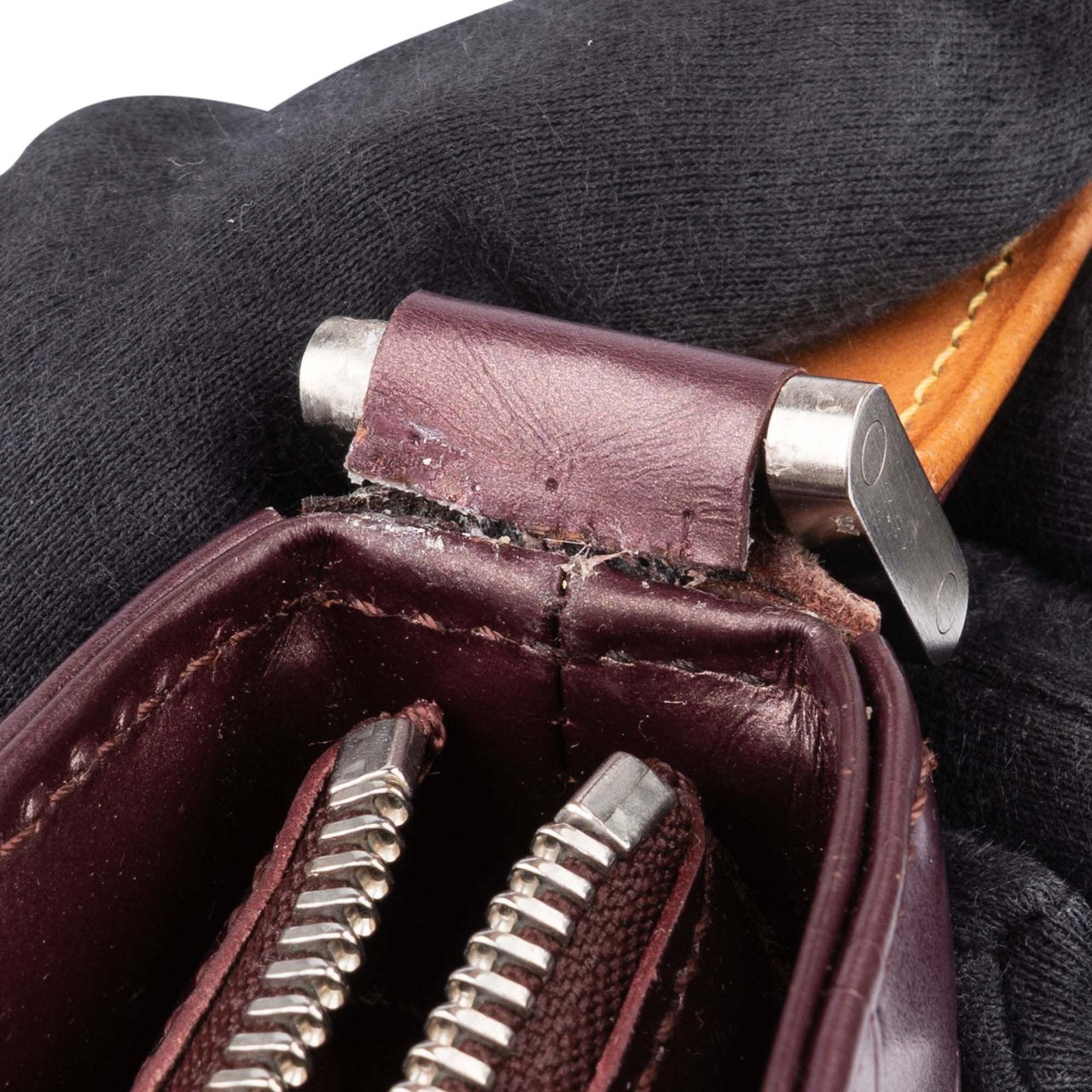 Louis Vuitton Louis Vuitton Monogram Pochette Mat Fowler Shoulder Bag Rood