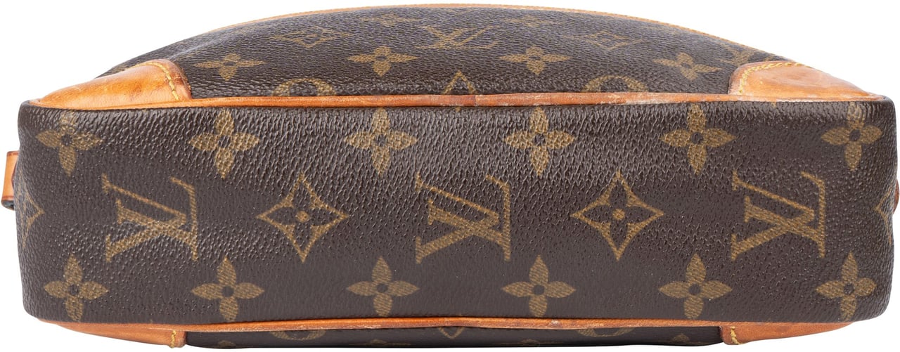 Louis Vuitton Louis Vuitton Canvas Monogram Trocadero 23 Crossbody Bag Bruin