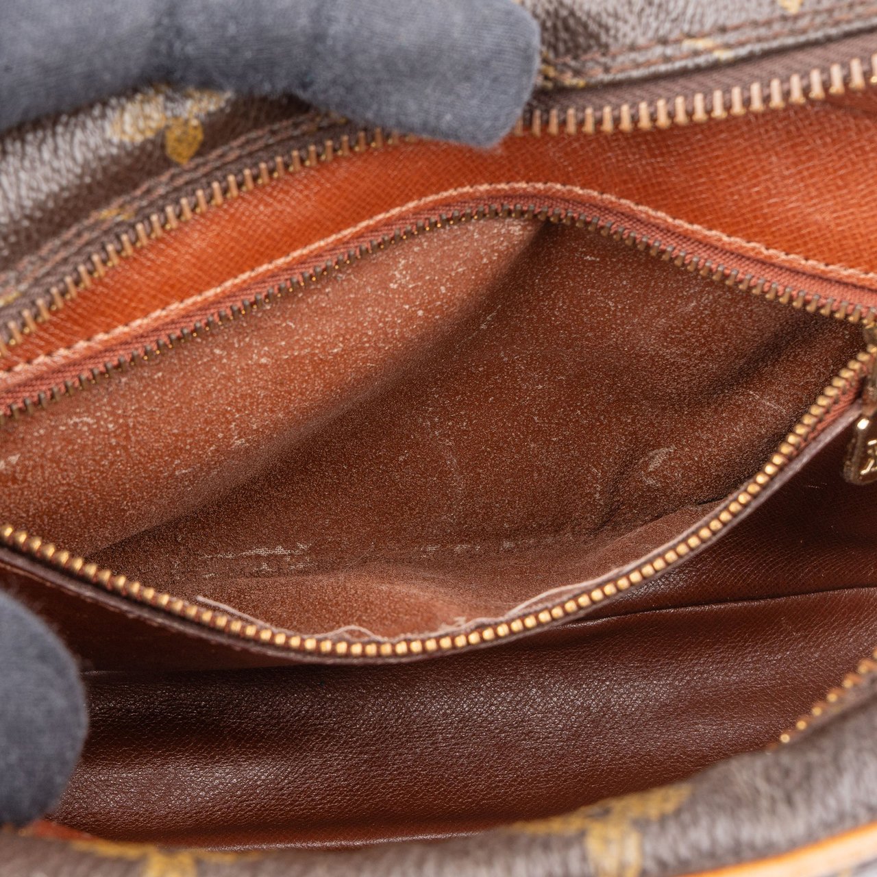 Louis Vuitton Louis Vuitton Canvas Monogram Trocadero 23 Crossbody Bag Bruin