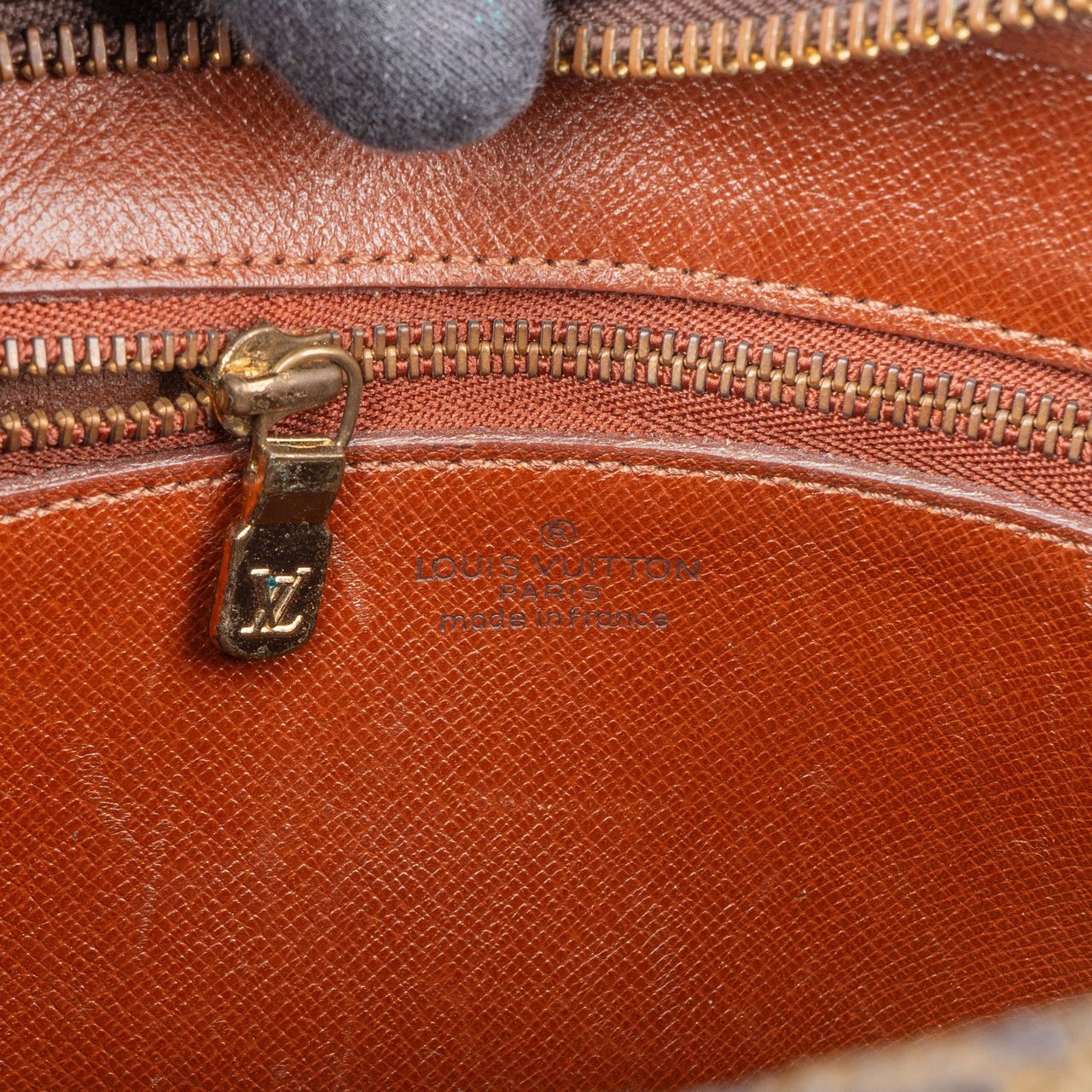 Louis Vuitton Louis Vuitton Canvas Monogram Trocadero 23 Crossbody Bag Bruin