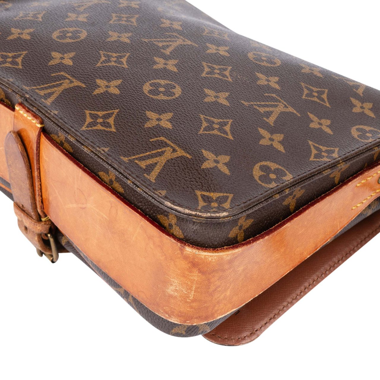 Louis Vuitton Louis Vuitton Canvas Monogram Cartouchiere GM Crossbody Bag Bruin