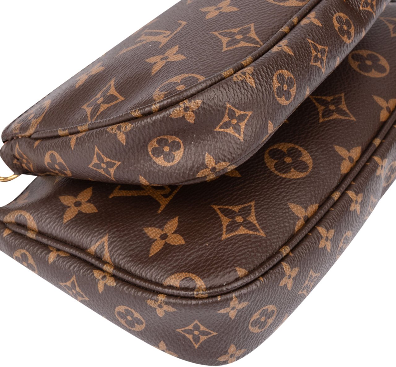 Louis Vuitton Louis Vuitton Canvas Monogram Multi Pochette Crossbody Bag Bruin