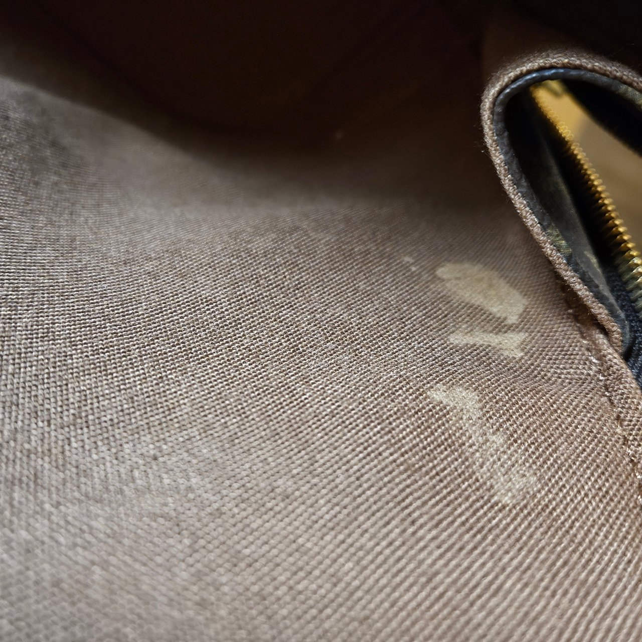 Louis Vuitton Louis Vuitton Canvas Monogram Alma PM Handbag Bruin