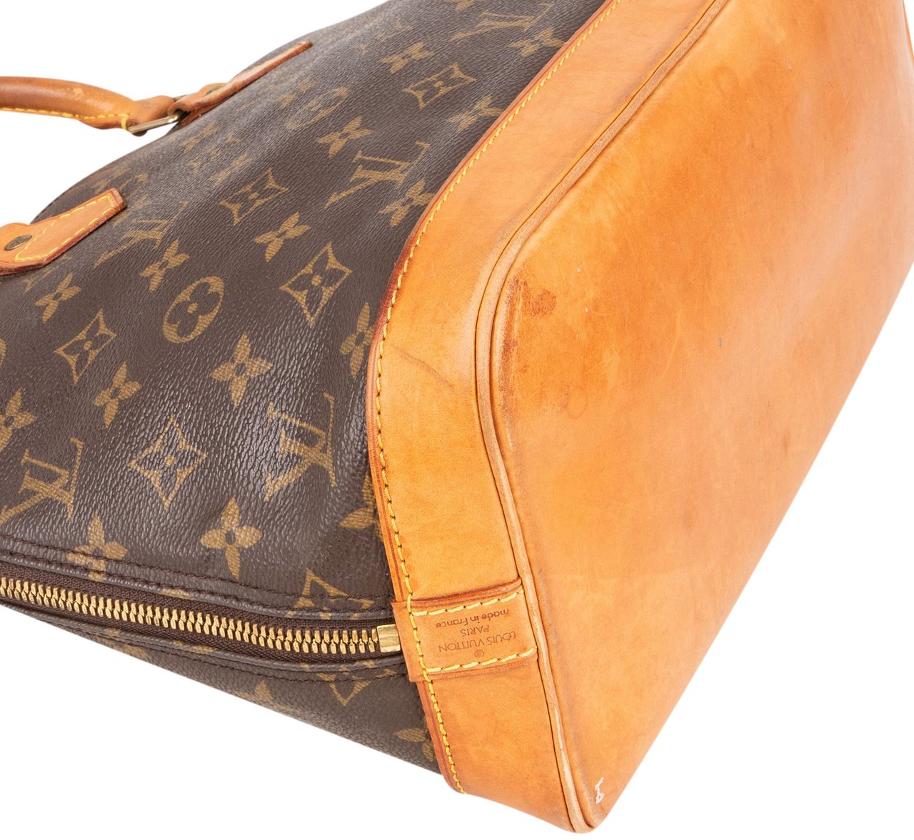 Louis Vuitton Louis Vuitton Canvas Monogram Alma PM Handbag Bruin