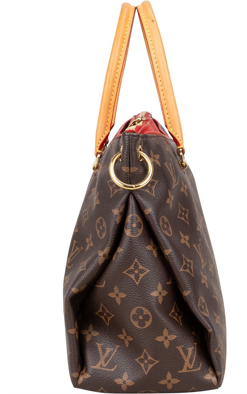 Louis Vuitton Louis Vuitton Canvas Monogram Pallas Handbag Bruin