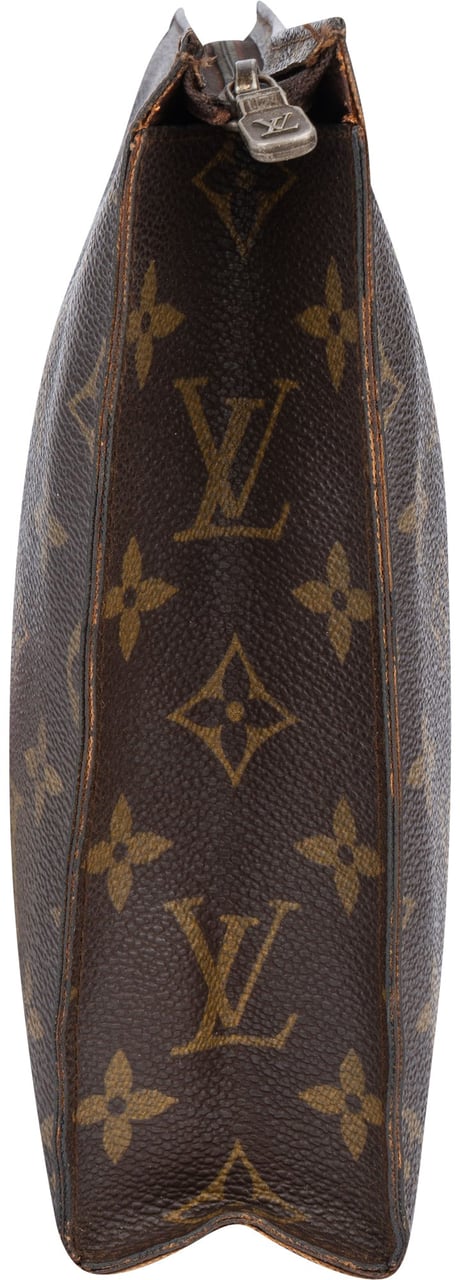 Louis Vuitton Louis Vuitton Canvas Monogram Poche Toilette 25 Clutch Bruin