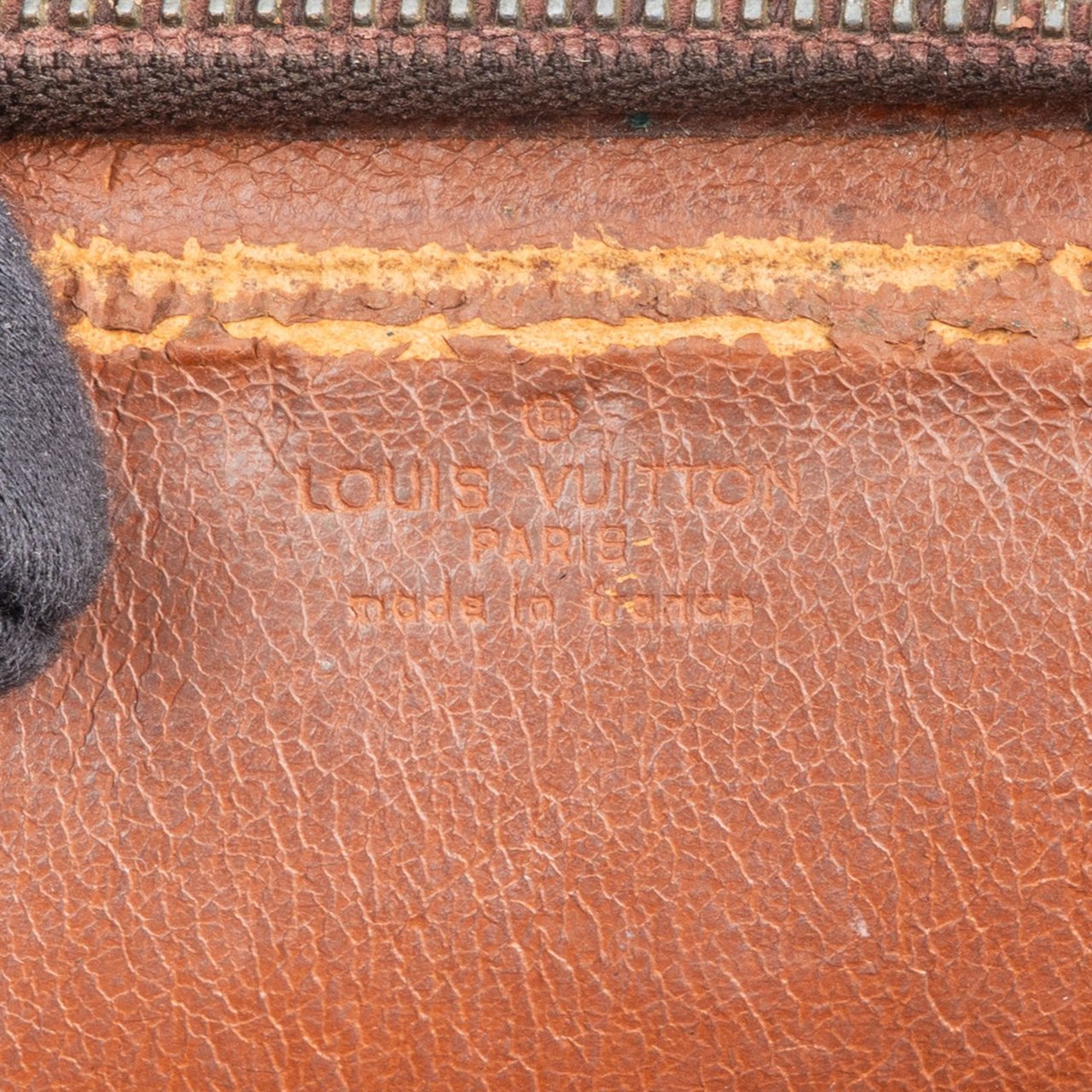 Louis Vuitton Louis Vuitton Canvas Monogram Poche Toilette 25 Clutch Bruin