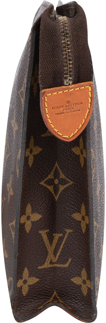Louis Vuitton Louis Vuitton Canvas Monogram Poche Toilette 25 Clutch Bruin