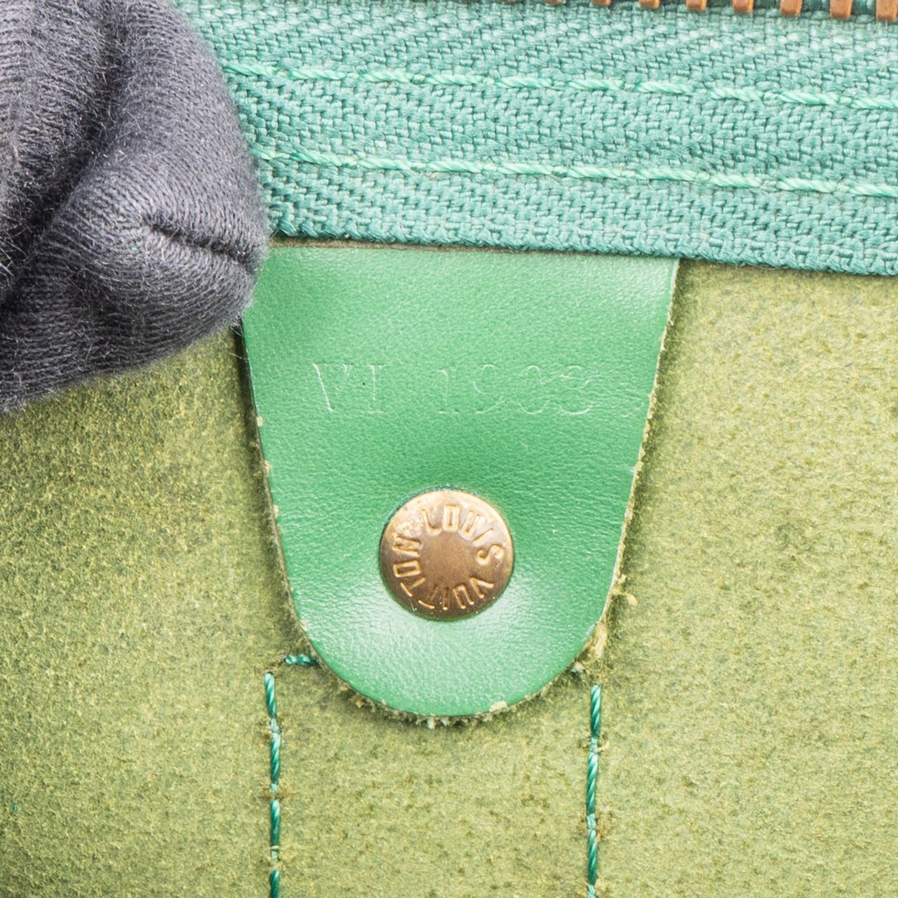 Louis Vuitton Louis Vuitton Green Epi Leather Keepall 50 Groen