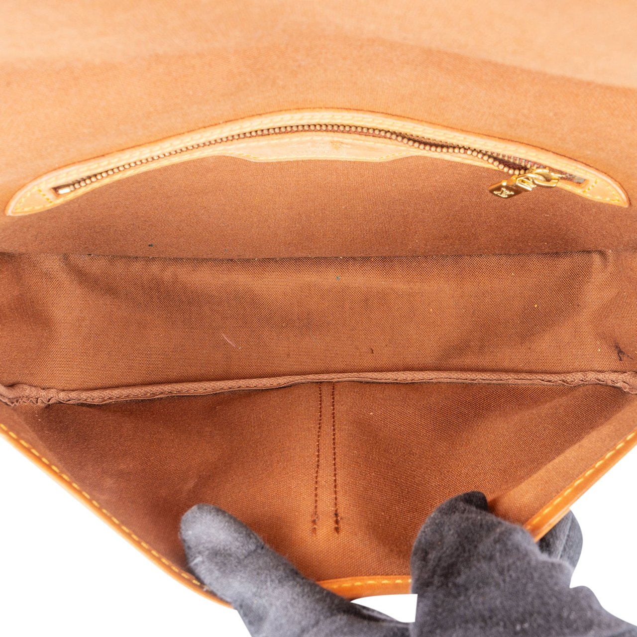 Louis Vuitton Canvas Monogram Gibeciere PM Crossbody Bag Bruin