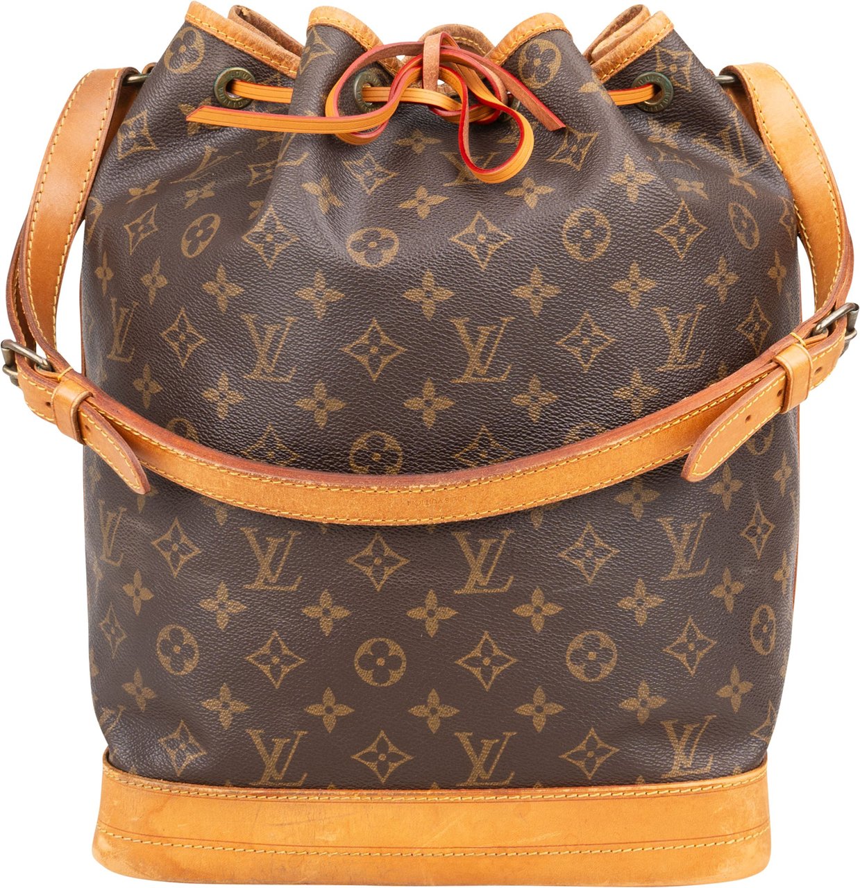 Louis Vuitton Louis Vuitton Canvas Monogram Sac Noe Grande Shoulder Bag Bruin